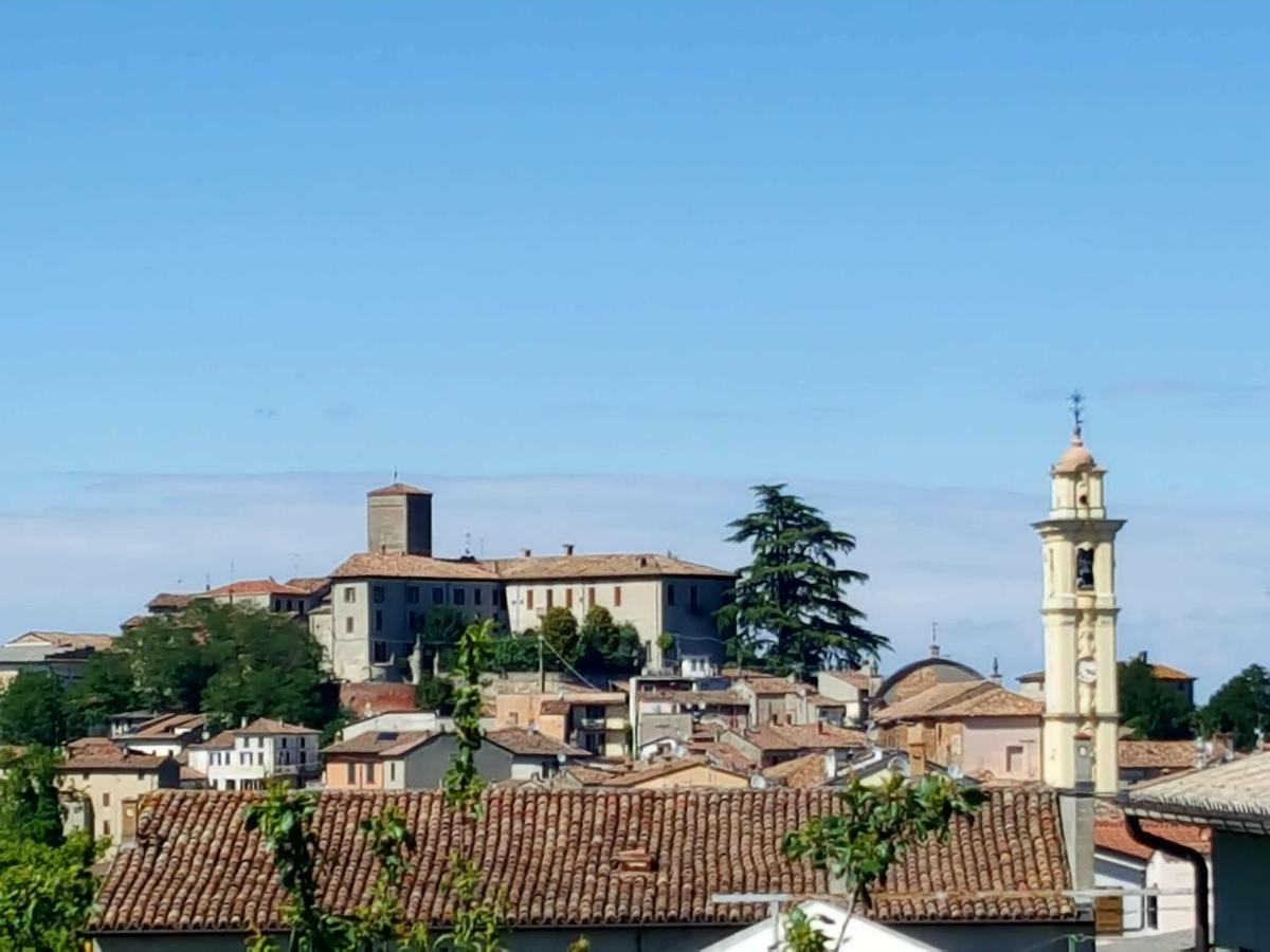 San Damiano al Colle La Terrazza Sui Vigneti-Rovescala Bed & Breakfast エクステリア 写真