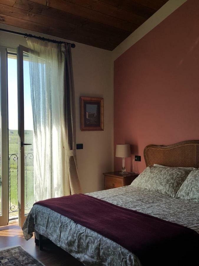 San Damiano al Colle La Terrazza Sui Vigneti-Rovescala Bed & Breakfast エクステリア 写真