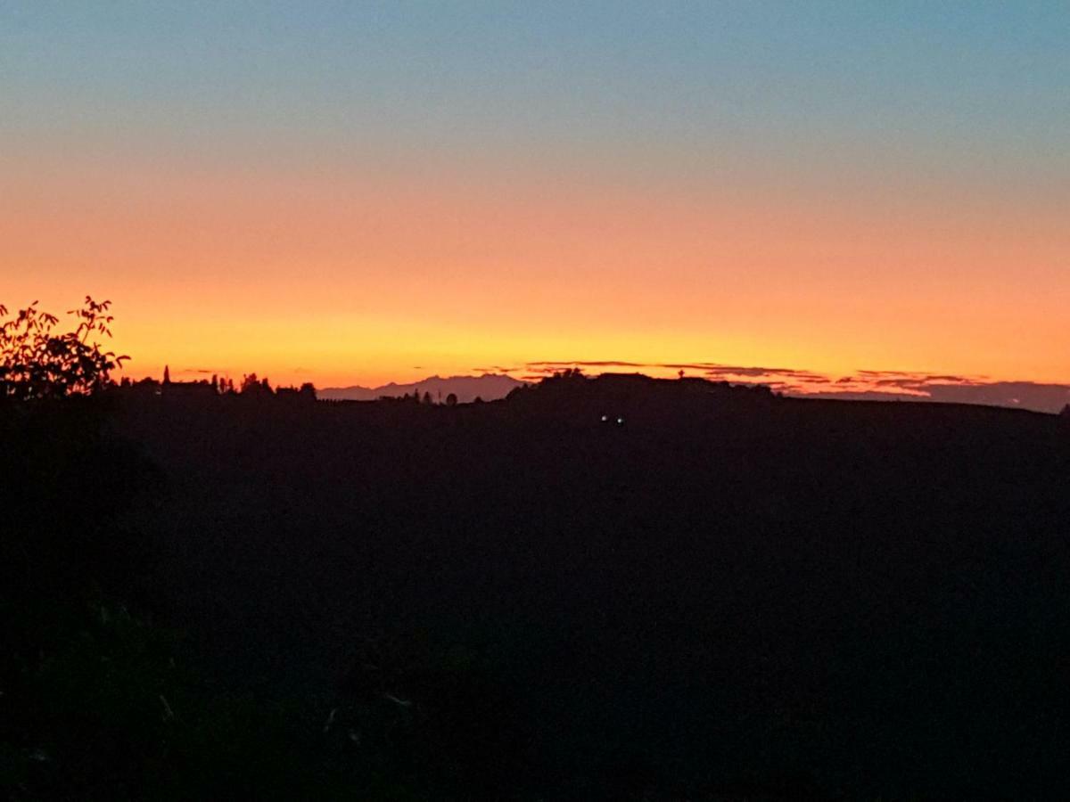 San Damiano al Colle La Terrazza Sui Vigneti-Rovescala Bed & Breakfast エクステリア 写真