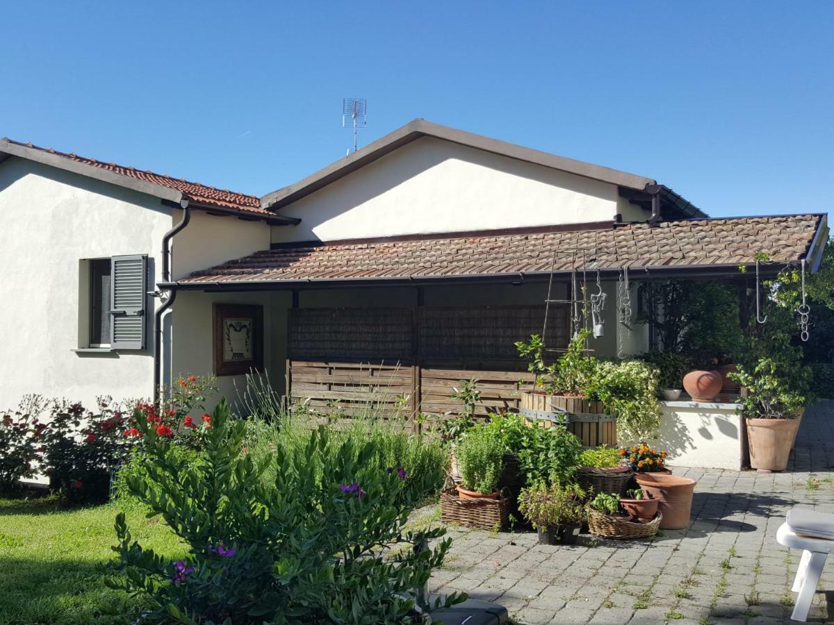 San Damiano al Colle La Terrazza Sui Vigneti-Rovescala Bed & Breakfast エクステリア 写真